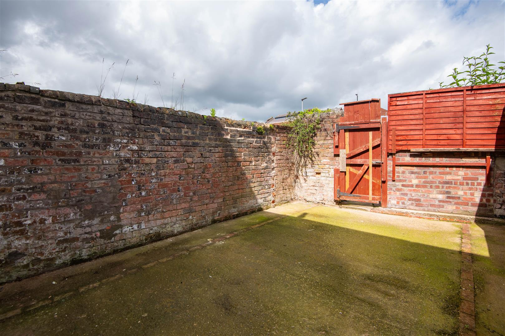 Wolseley Place, Preston